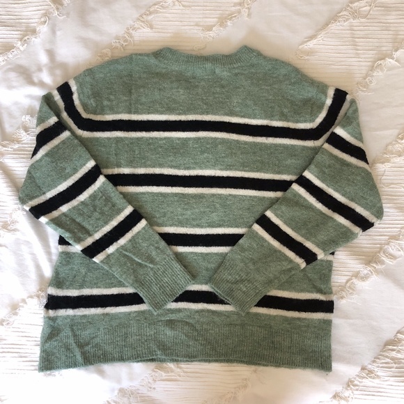 H&M Green Striped Sweater - Size XS - Picture 4 of 5